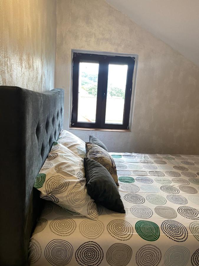 Lux Boka Sea View Apartment Котор Екстериор снимка