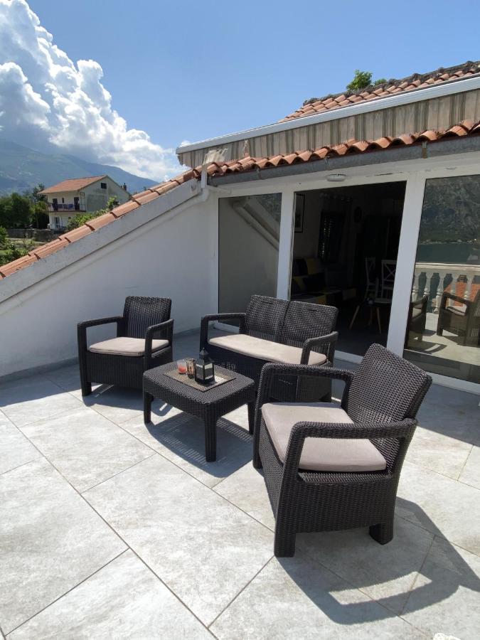 Lux Boka Sea View Apartment Котор Екстериор снимка