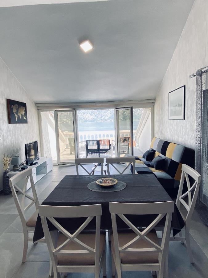 Lux Boka Sea View Apartment Котор Екстериор снимка