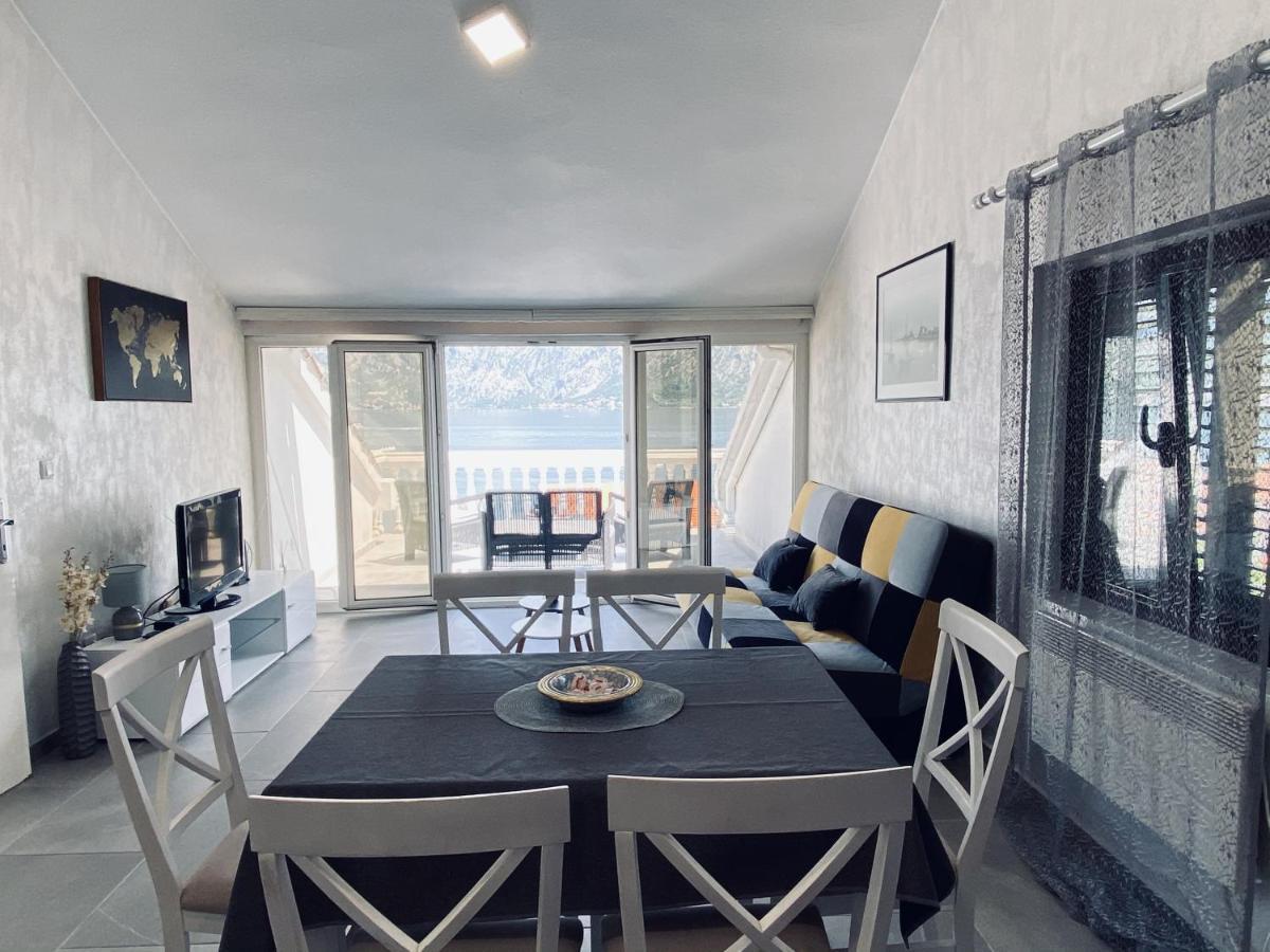Lux Boka Sea View Apartment Котор Екстериор снимка