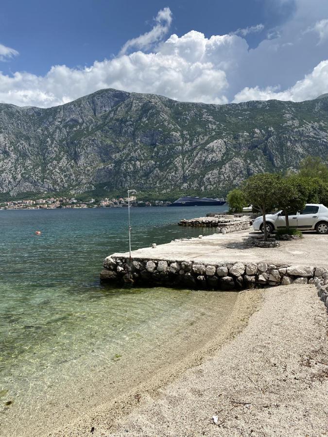 Lux Boka Sea View Apartment Котор Екстериор снимка